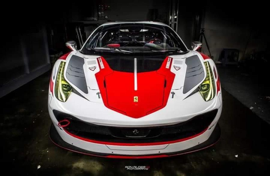  Ferrari 458 Challenge Evoluzione by Impressive Wrap 2015 года  (фото 8 из 21)
